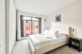 Delightful Tower Bridge Apartment Sleeps 6